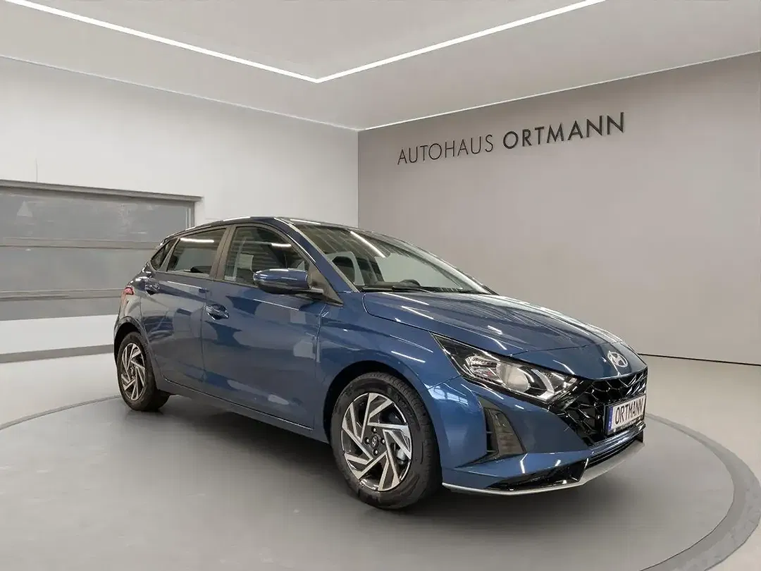 Hyundai i20 - Thumbnail 1