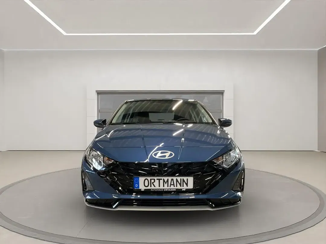Hyundai i20 - Thumbnail 2