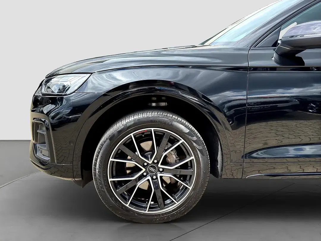 Audi Q5 - Thumbnail 11