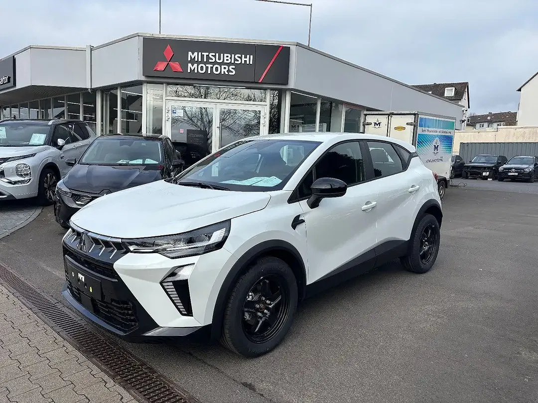 Mitsubishi ASX - Thumbnail 1