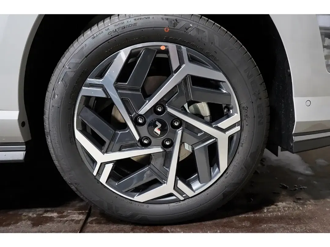 Hyundai KONA - Thumbnail 13