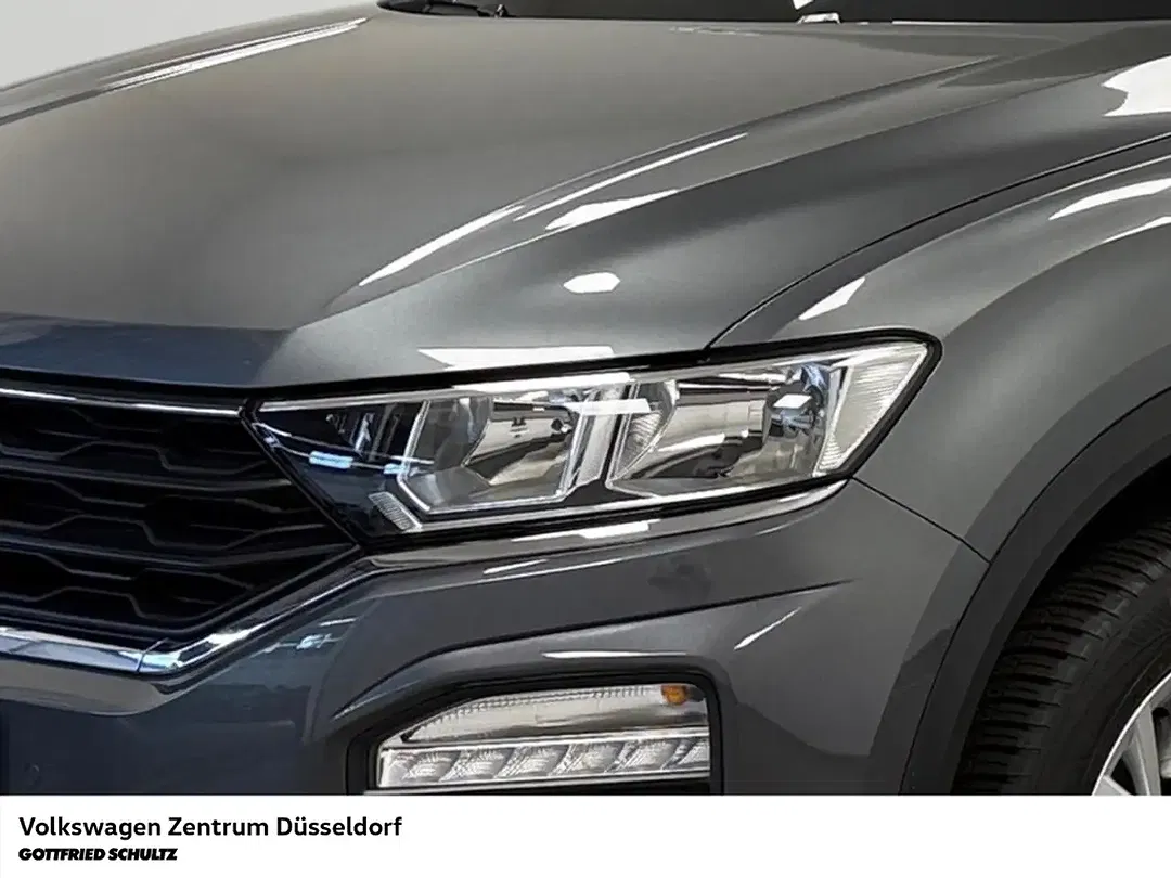 Volkswagen T-Roc - Thumbnail 4