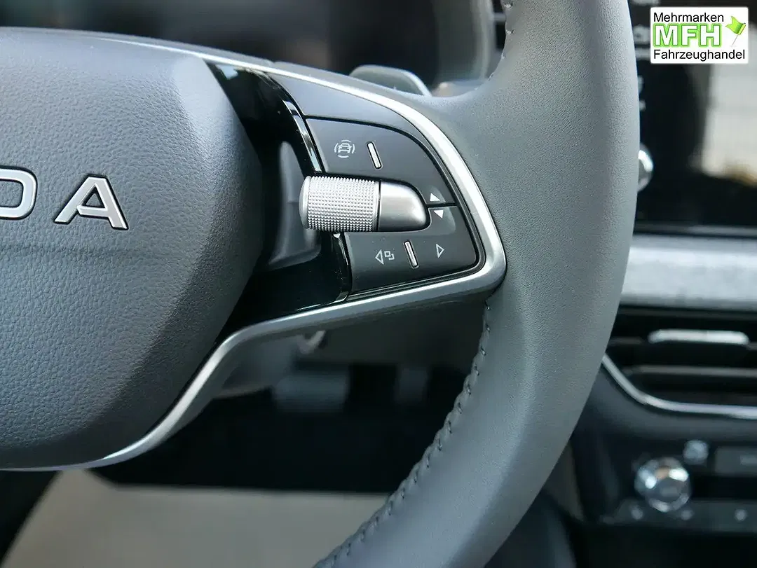 Skoda Scala - Thumbnail 12