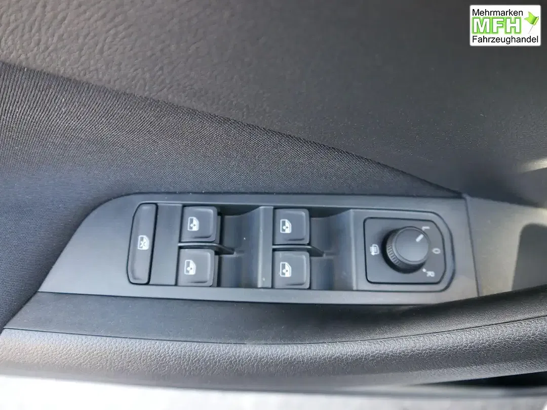 Skoda Scala - Thumbnail 13
