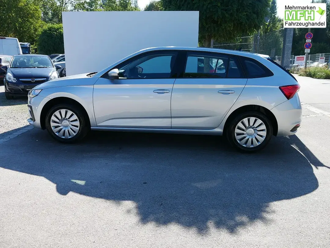 Skoda Scala - Thumbnail 4