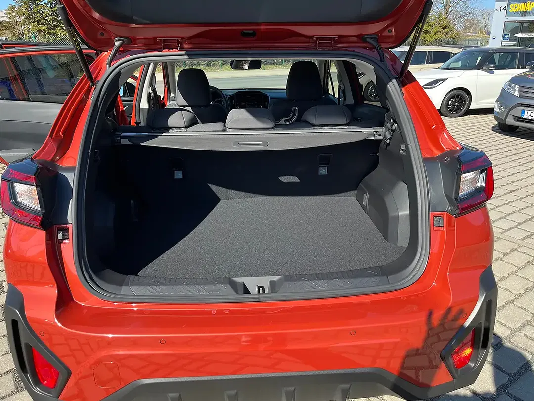 Subaru Crosstrek - Thumbnail 7