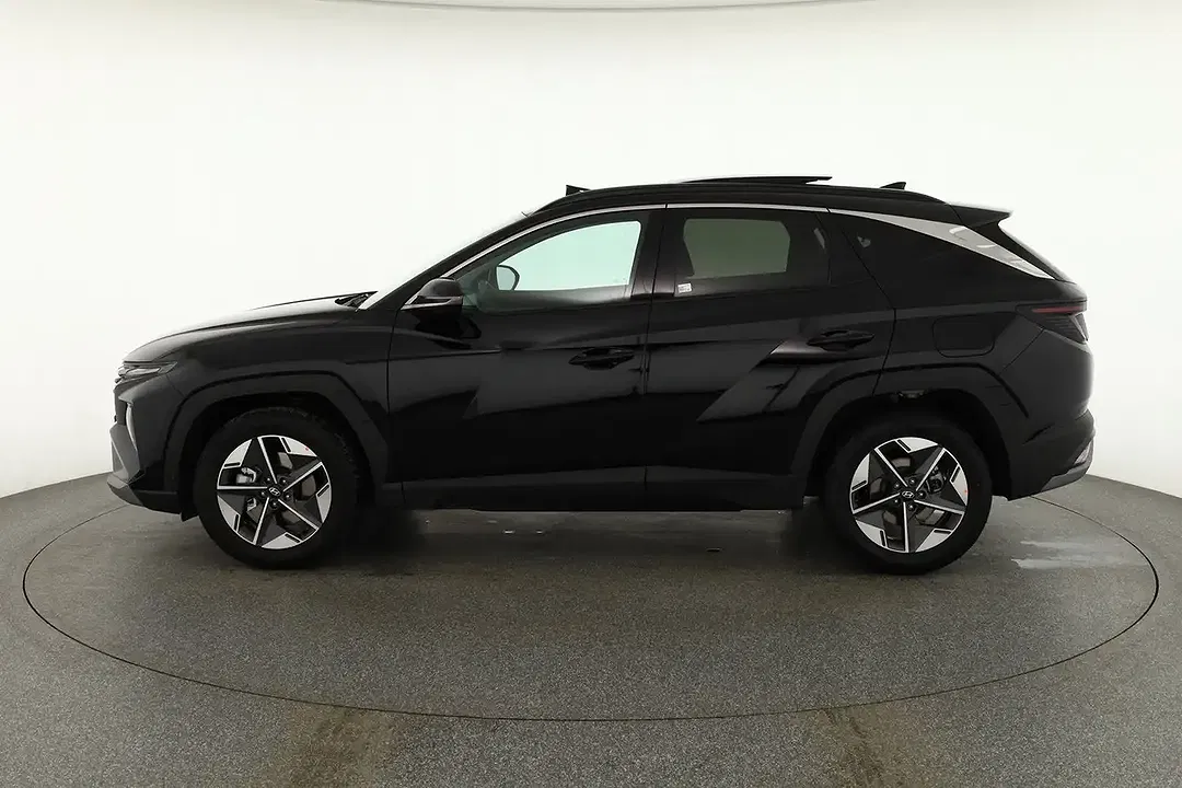 Hyundai TUCSON - Thumbnail 1
