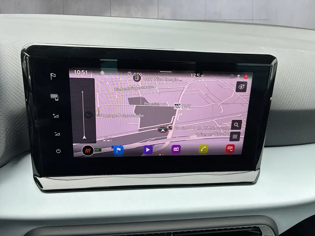 SEAT Arona - Thumbnail 15
