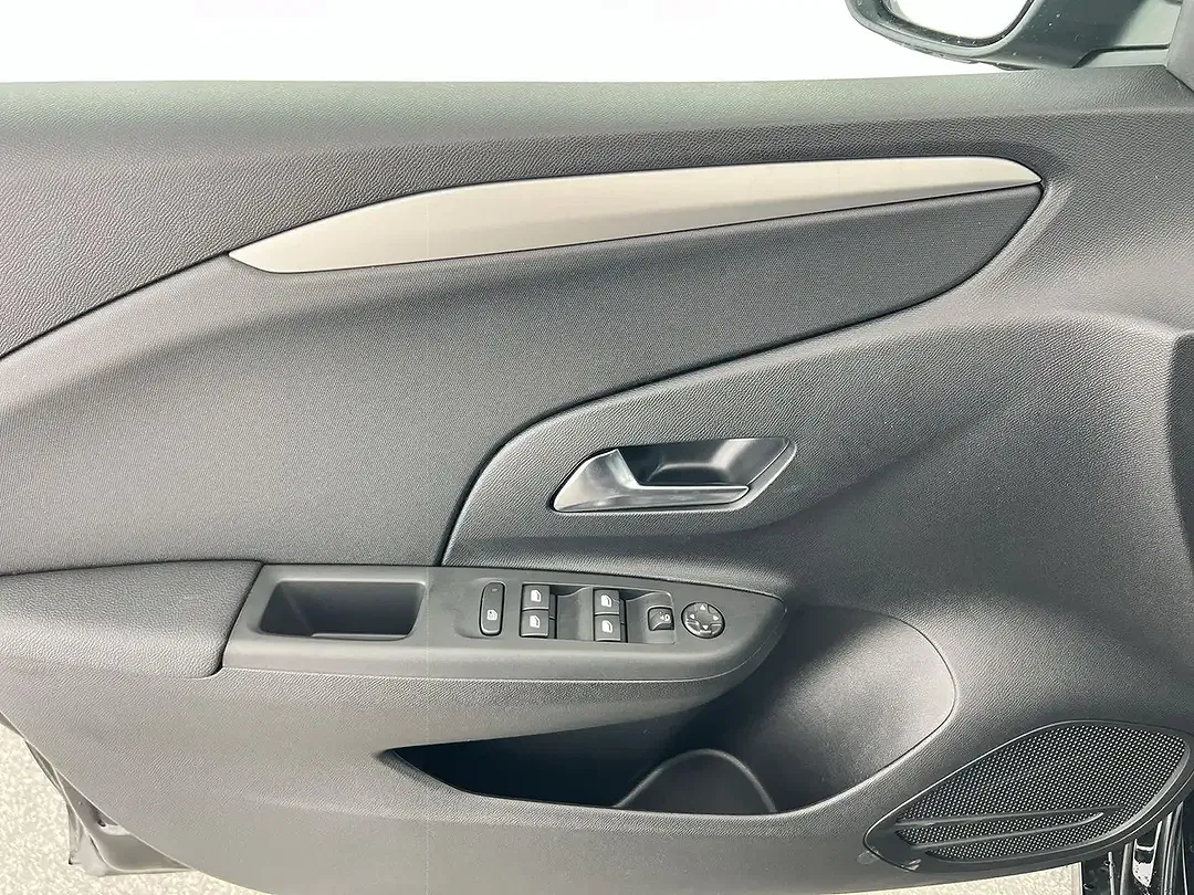 Opel Corsa - Thumbnail 11