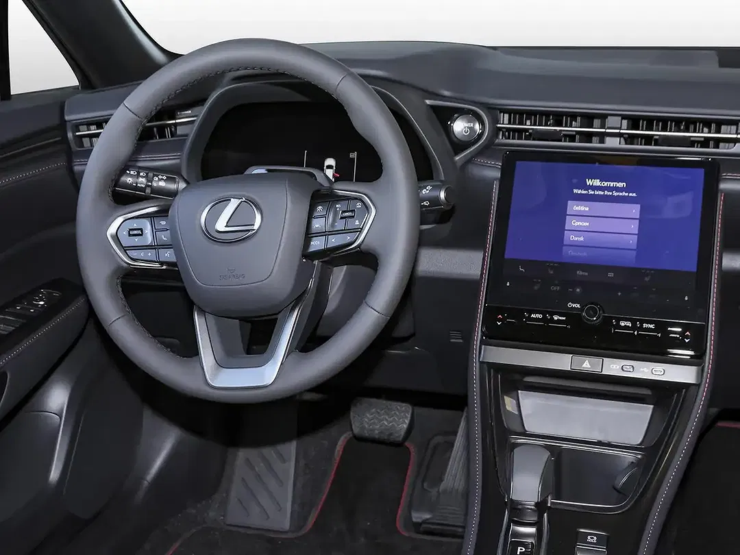 Lexus LBX - Thumbnail 8