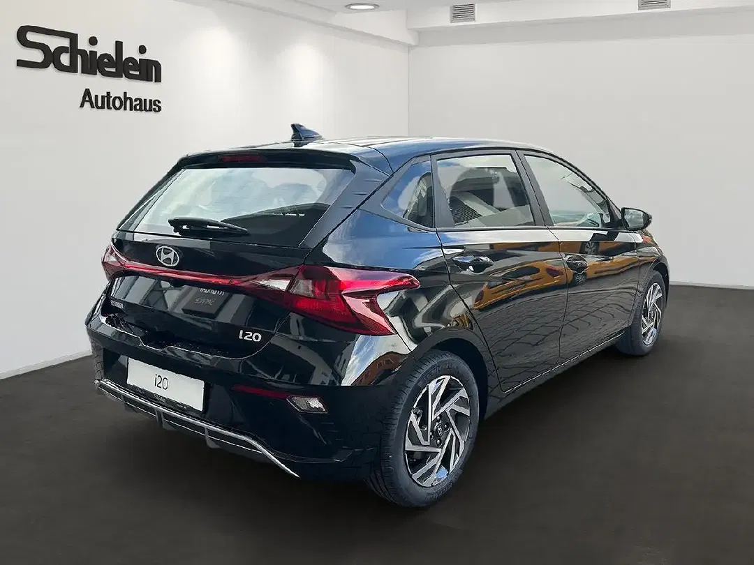 Hyundai i20 - Thumbnail 3