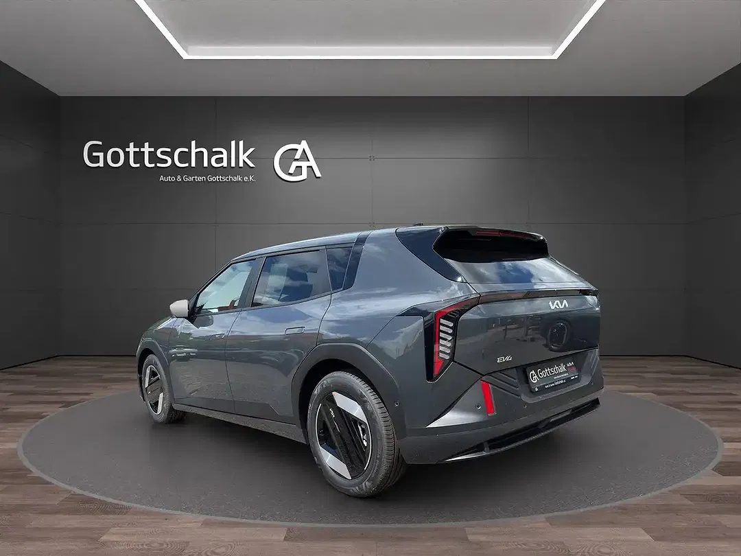 Kia EV4 - Thumbnail 5