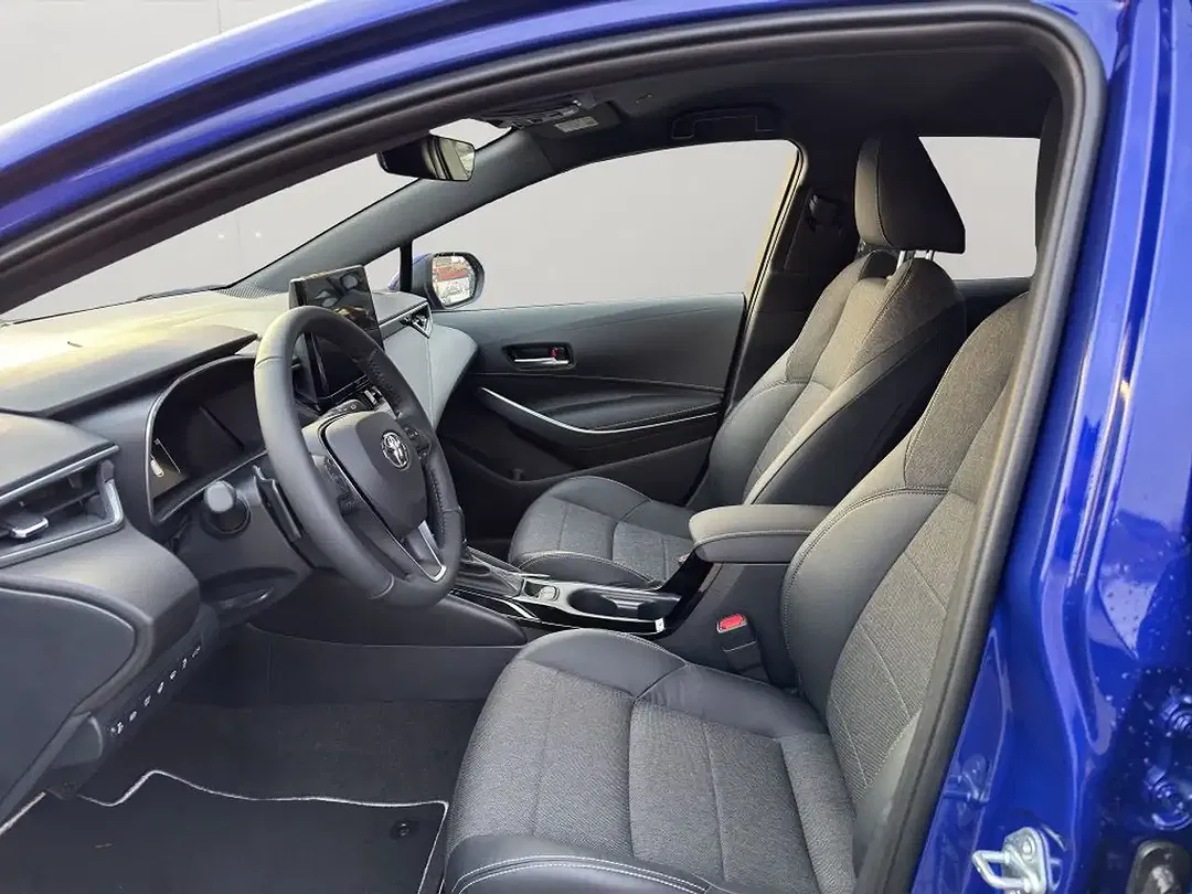 Toyota Corolla - Thumbnail 10