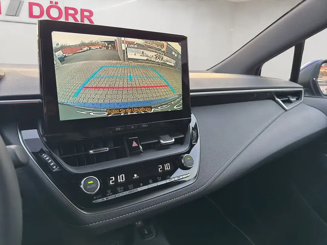 Toyota Corolla - Thumbnail 12