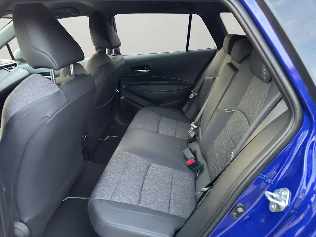 Toyota Corolla - Thumbnail 14