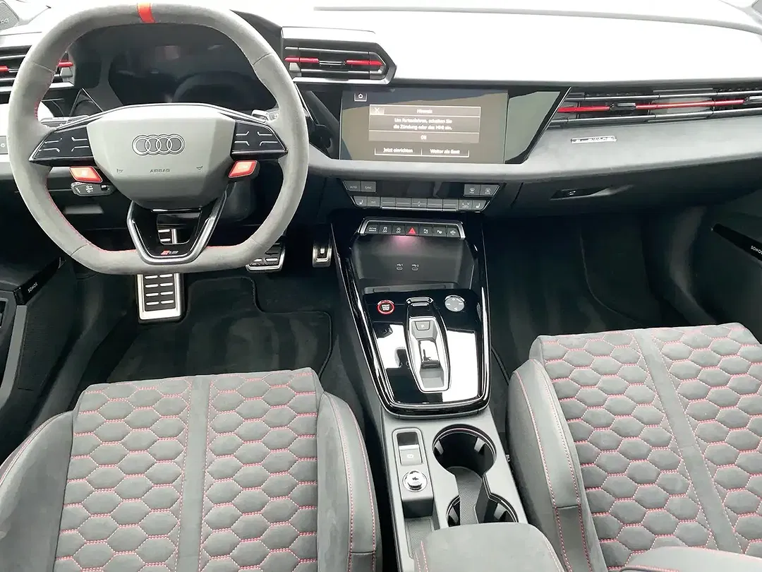Audi RS3 - Thumbnail 11