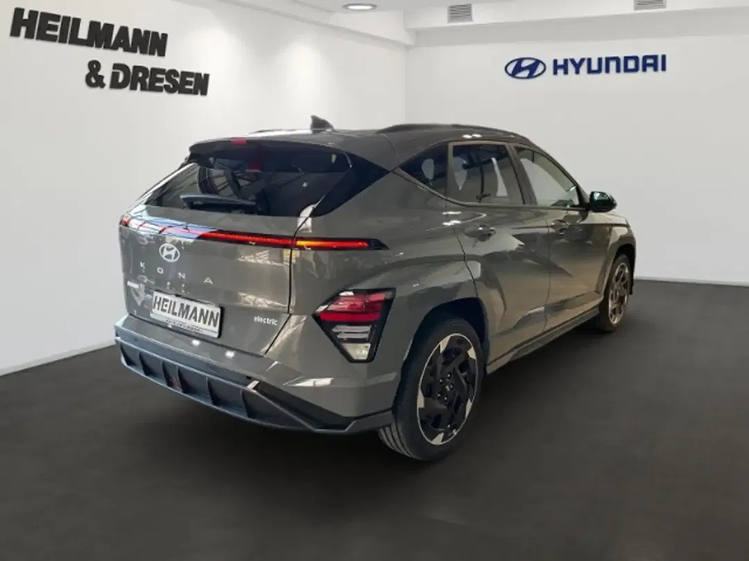 Hyundai KONA - Thumbnail 3