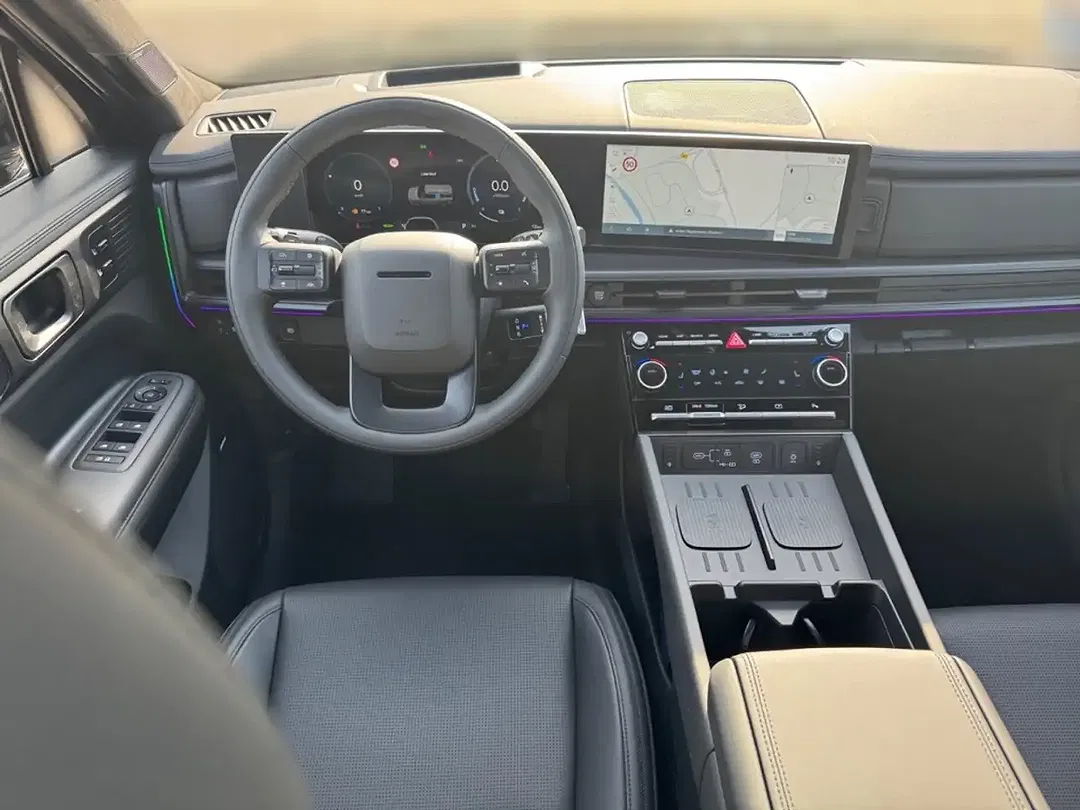 Hyundai SANTA FE - Thumbnail 10