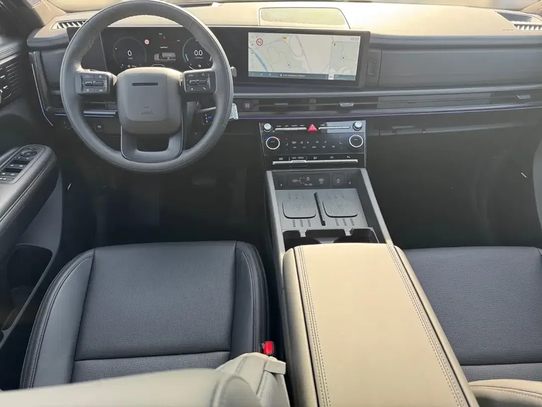 Hyundai SANTA FE - Thumbnail 11