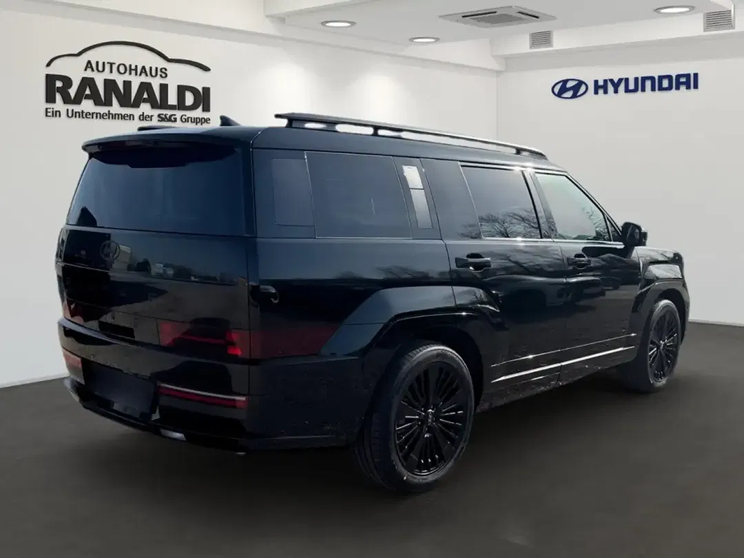 Hyundai SANTA FE - Thumbnail 3
