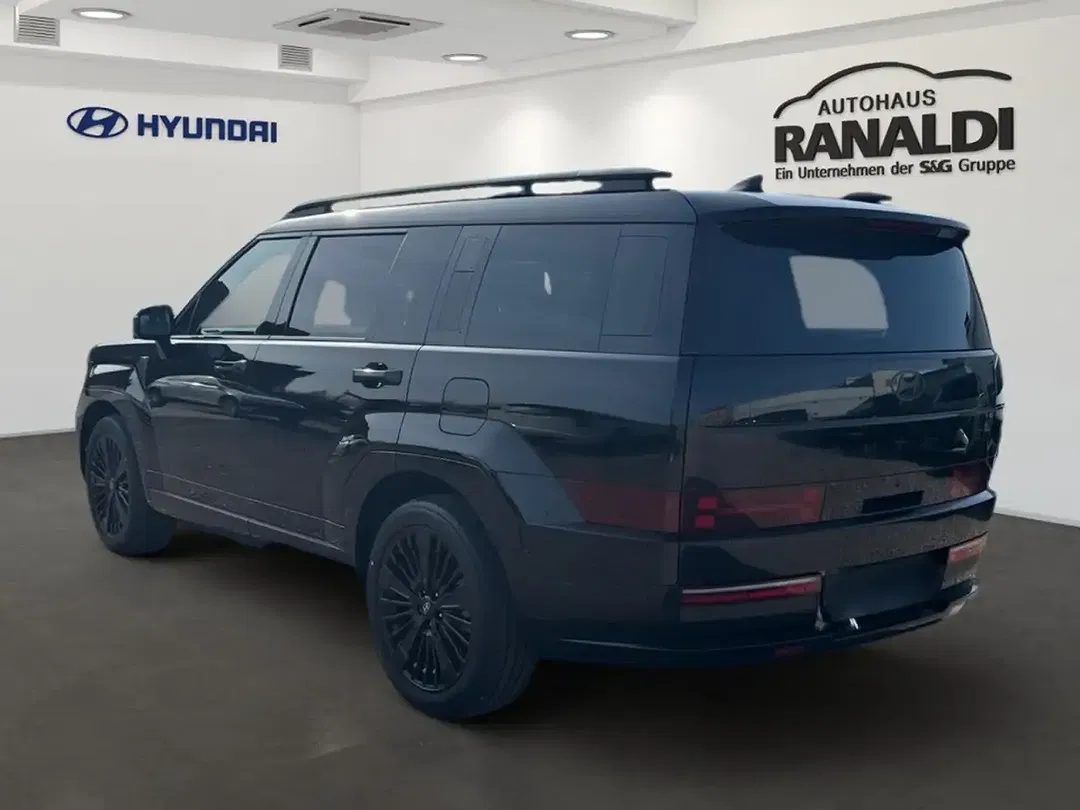 Hyundai SANTA FE - Thumbnail 4