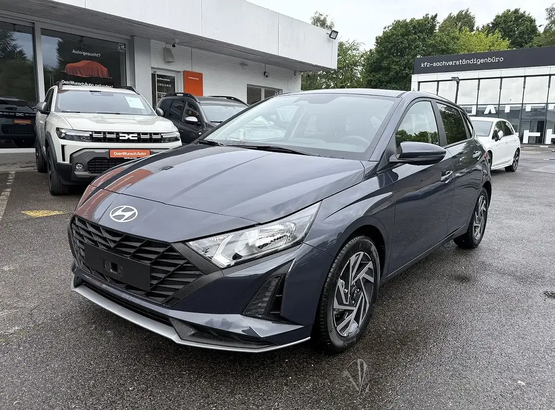 Hyundai i20 - Thumbnail 1