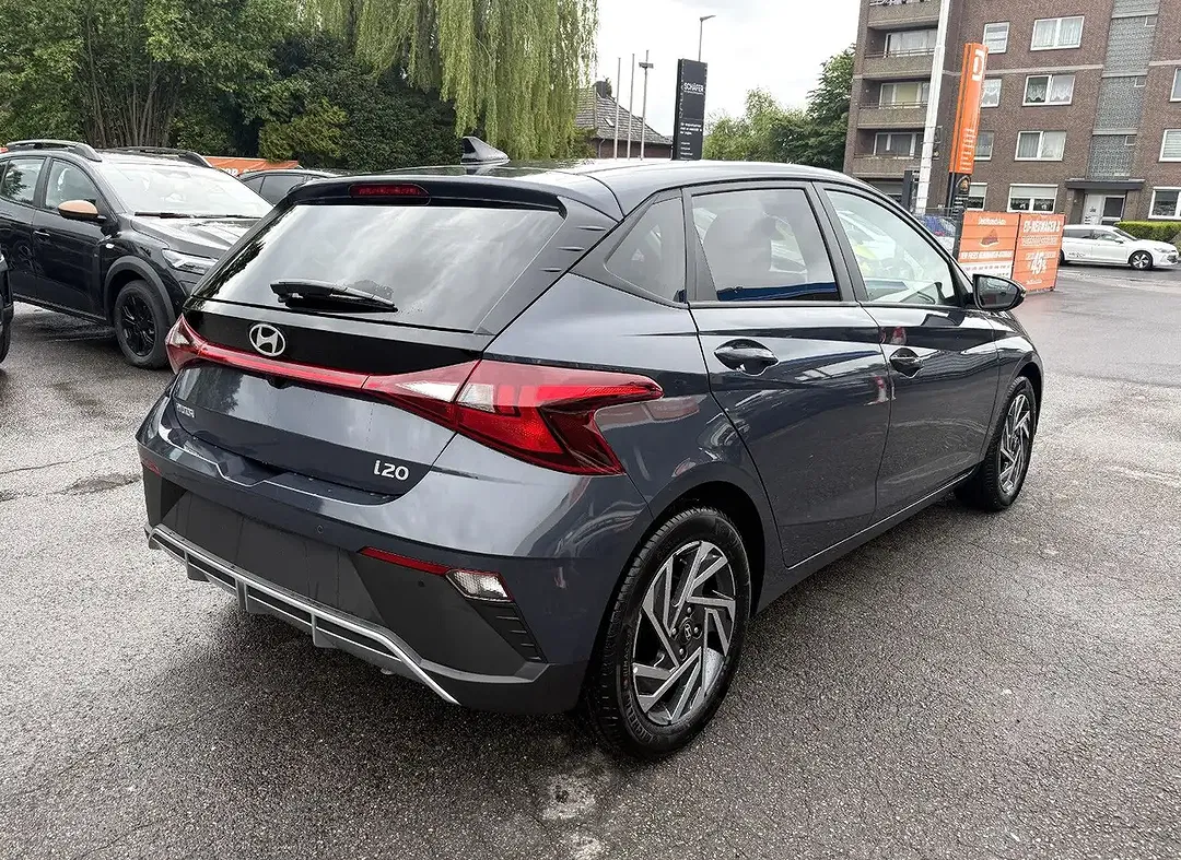 Hyundai i20 - Thumbnail 8