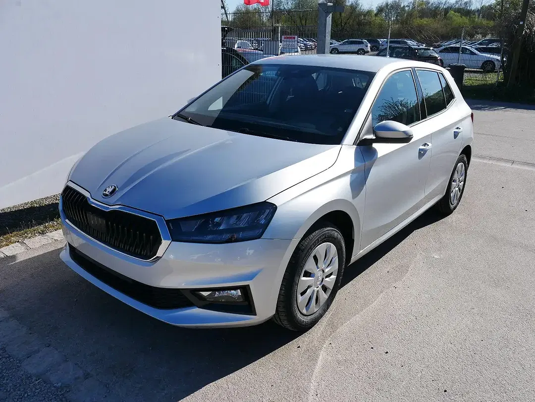 Skoda Fabia - Thumbnail 2