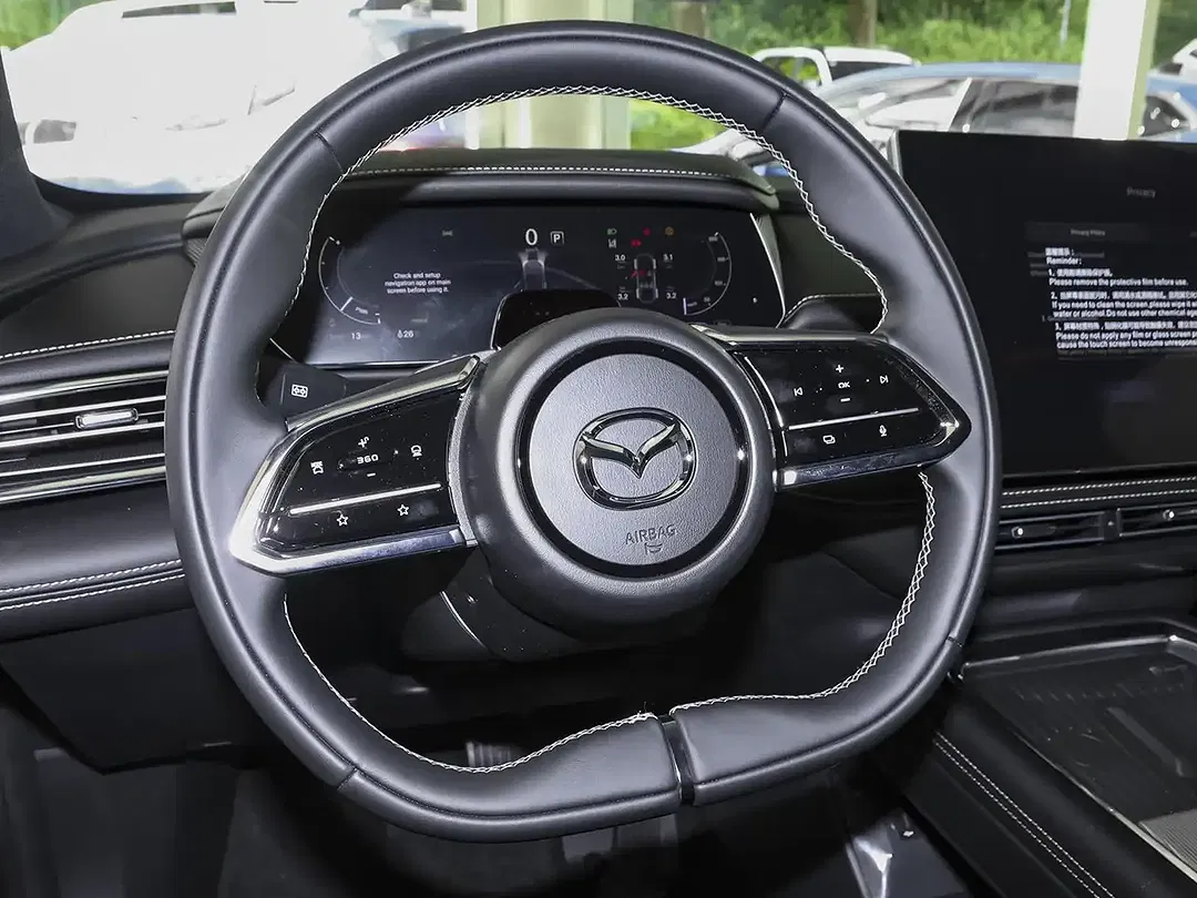 Mazda 6e - Thumbnail 13