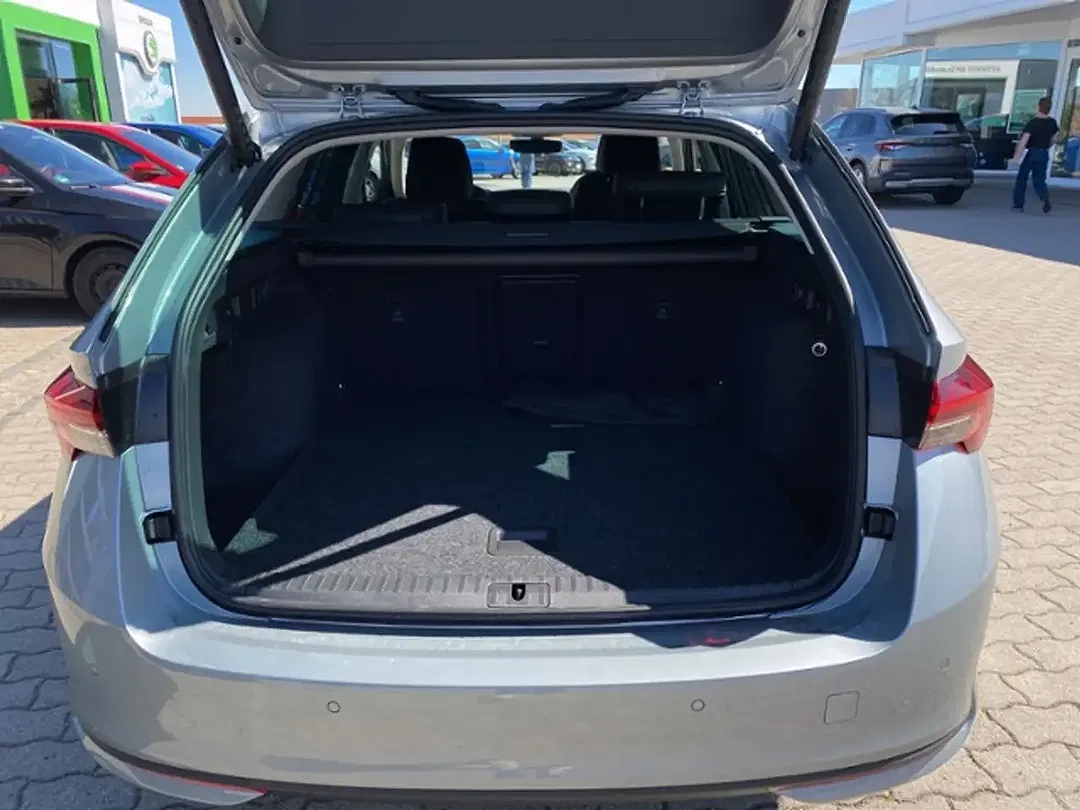 Skoda Octavia - Thumbnail 9