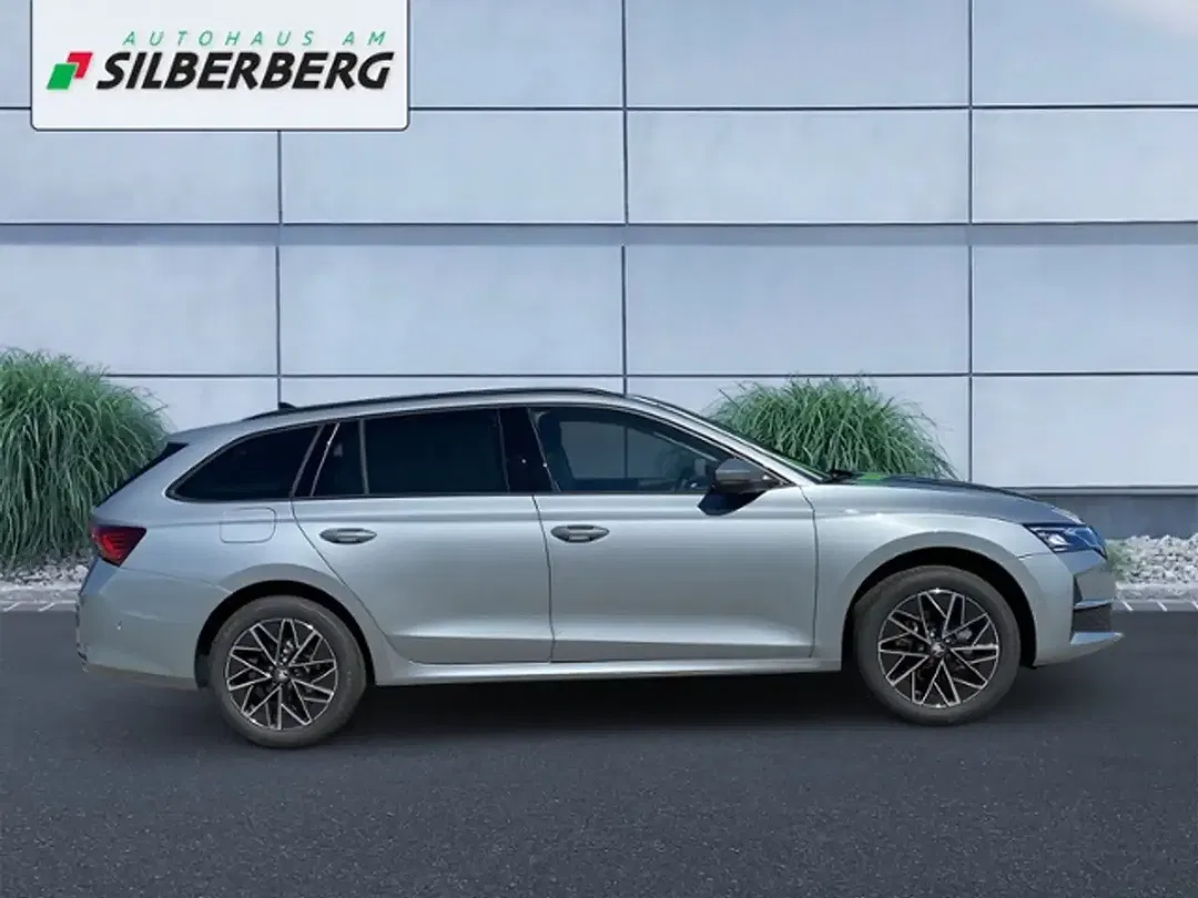 Skoda Octavia - Thumbnail 2