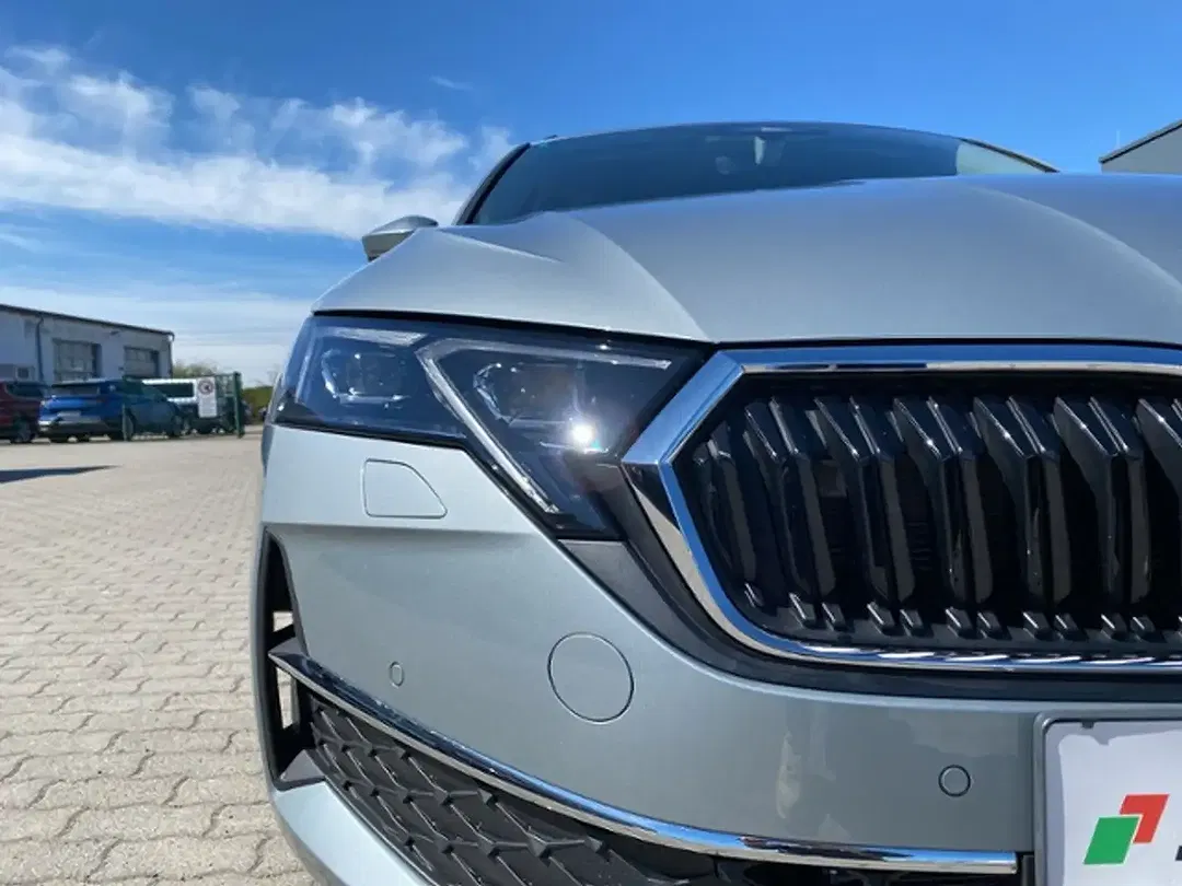 Skoda Octavia - Thumbnail 6