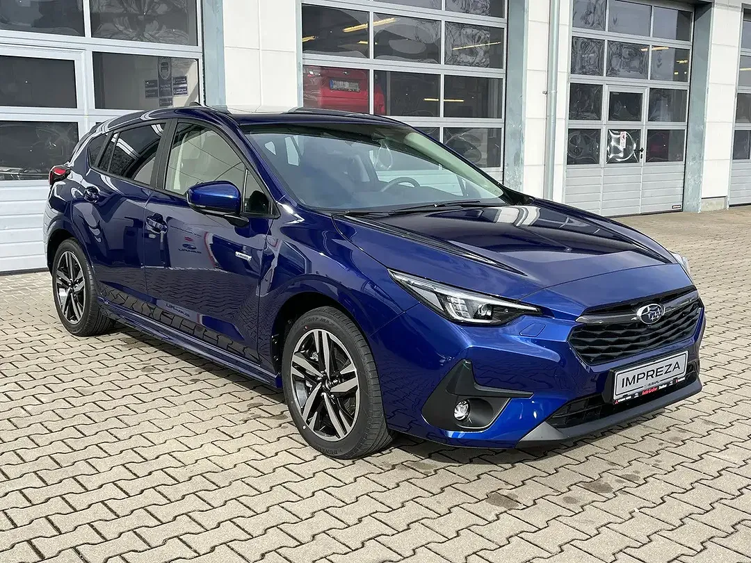 Subaru Impreza - Thumbnail 3