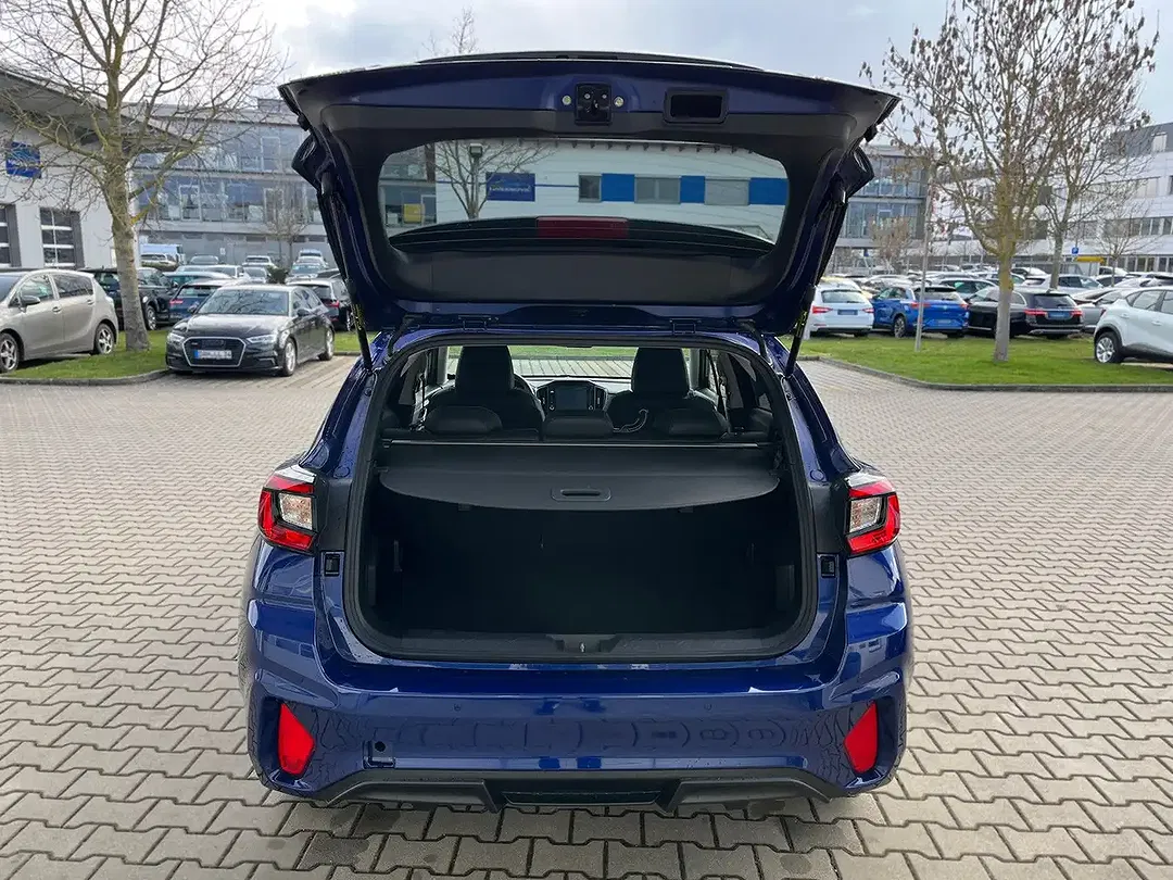 Subaru Impreza - Thumbnail 6