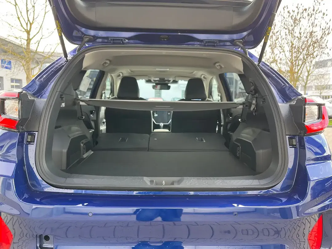 Subaru Impreza - Thumbnail 8