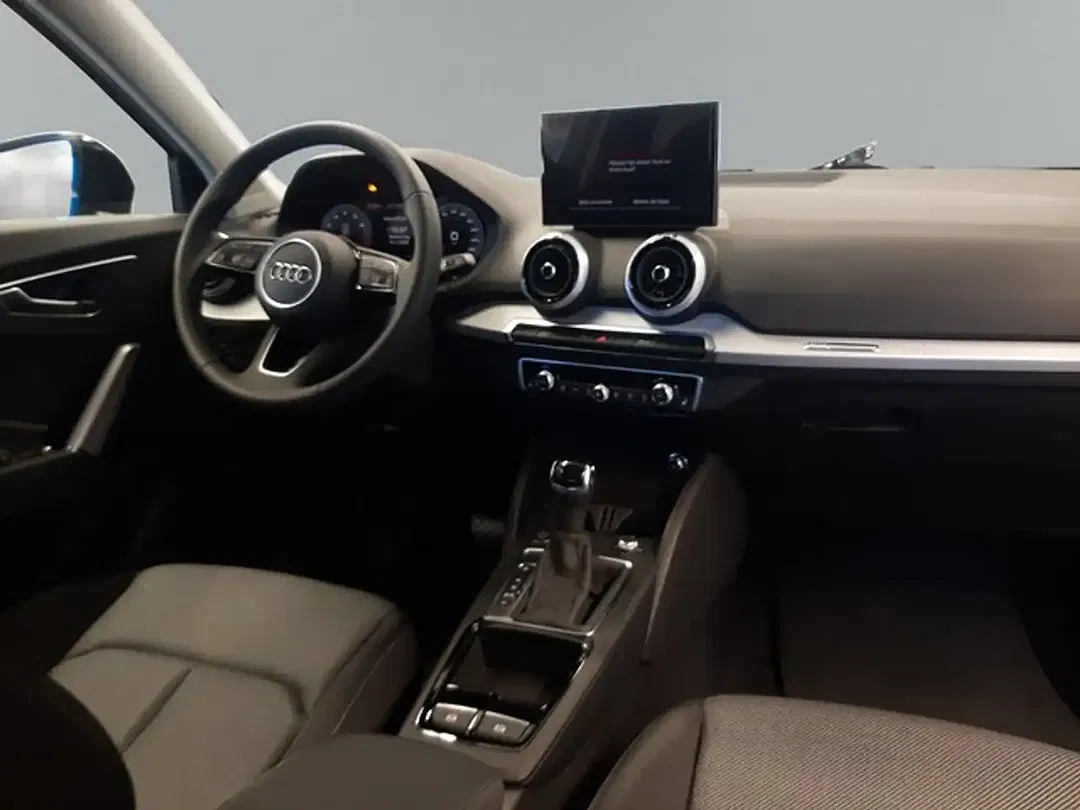 Audi Q2 - Thumbnail 9