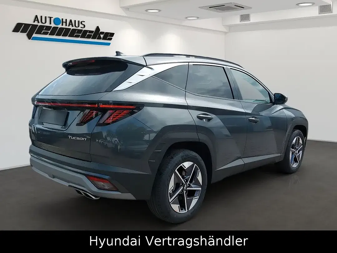 Hyundai TUCSON - Thumbnail 3