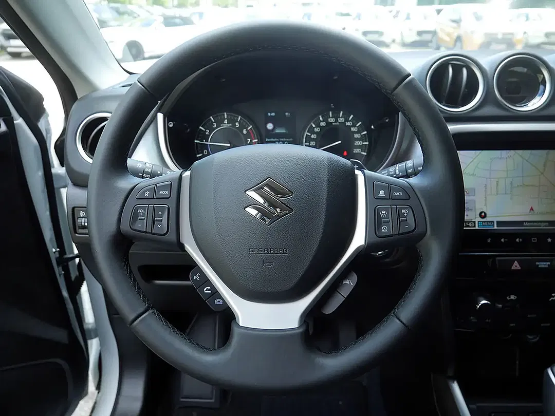 Suzuki Vitara - Thumbnail 11