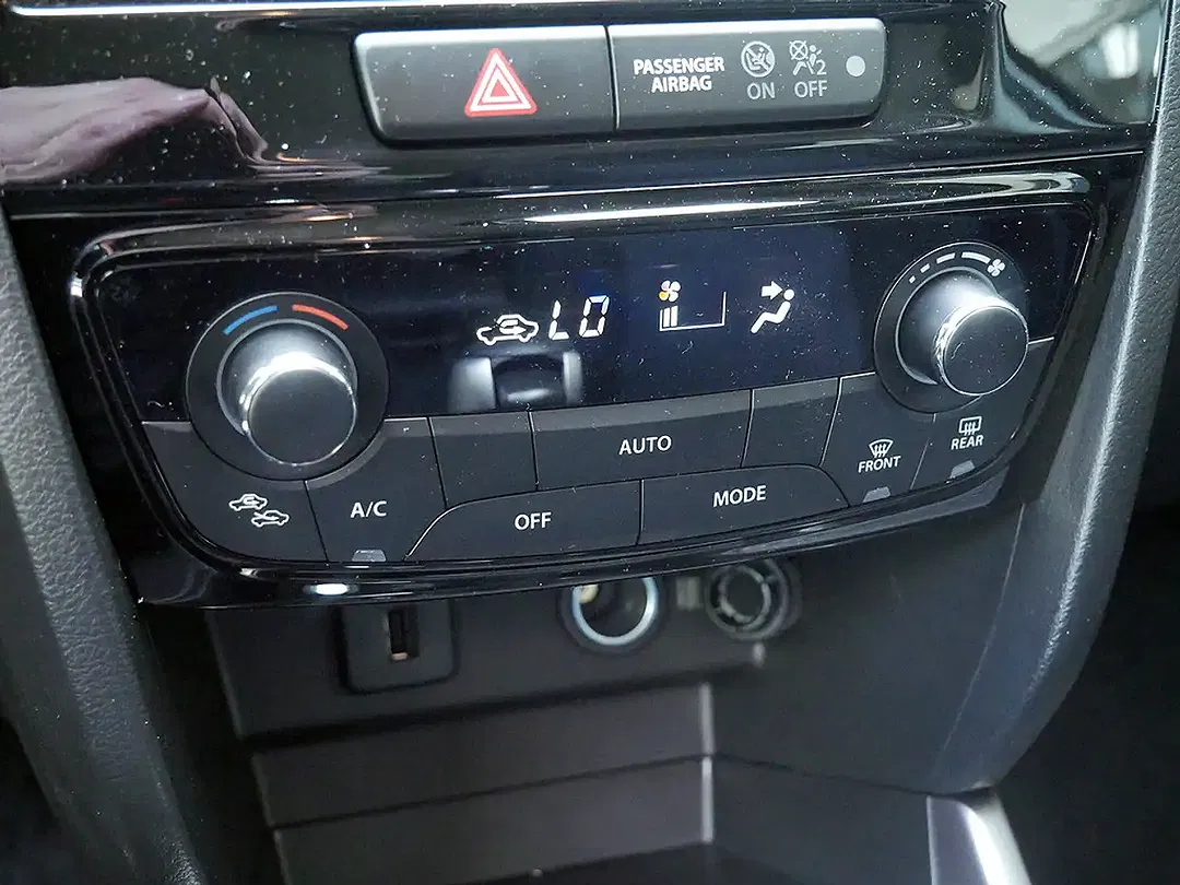 Suzuki Vitara - Thumbnail 15