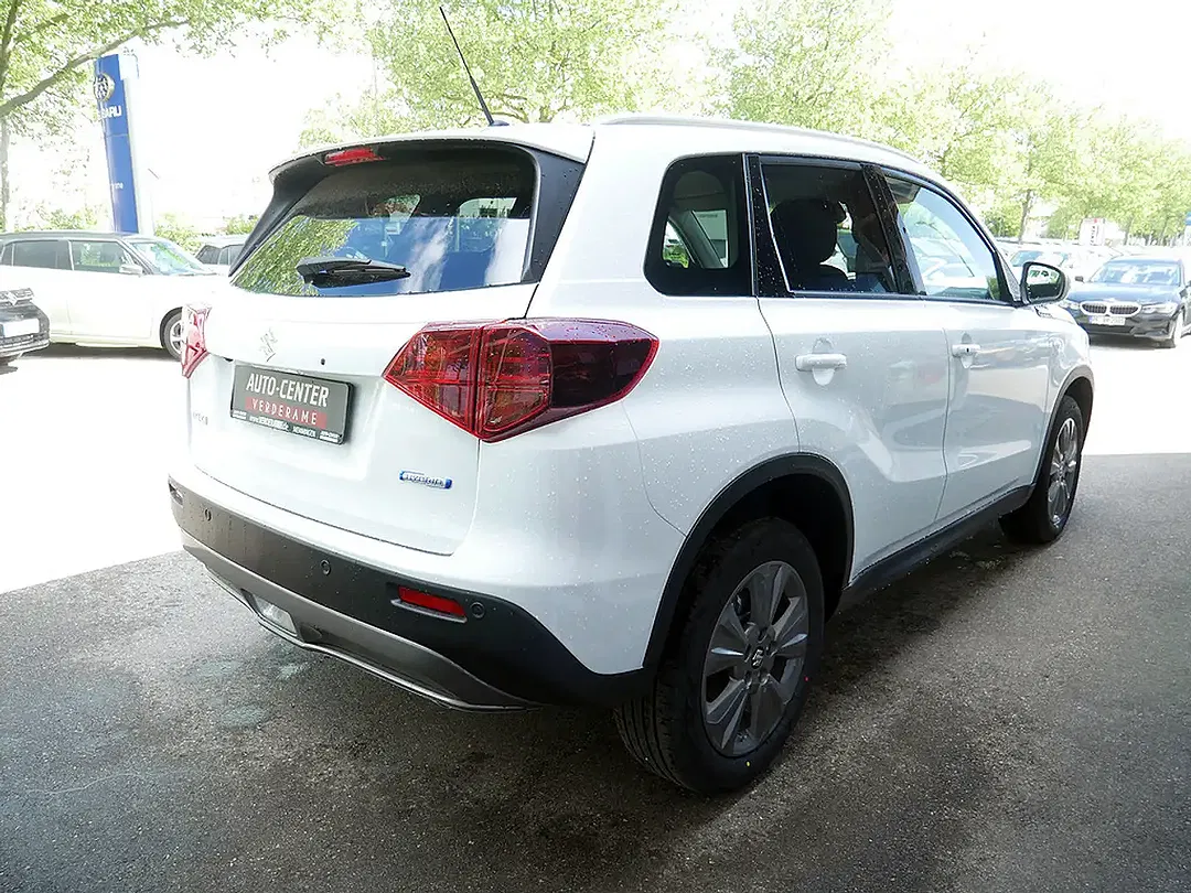 Suzuki Vitara - Thumbnail 5