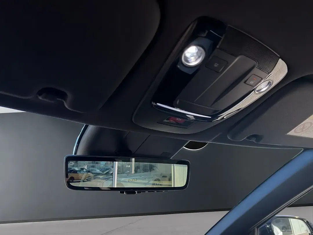 Kia EV6 - Thumbnail 21