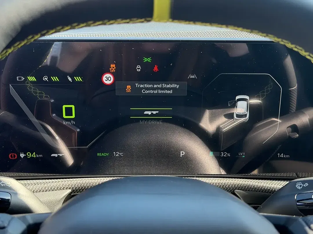 Kia EV6 - Thumbnail 25