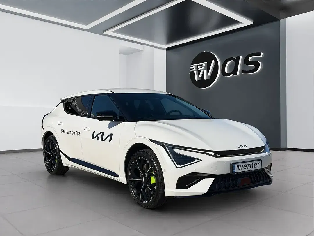 Kia EV6 - Thumbnail 4