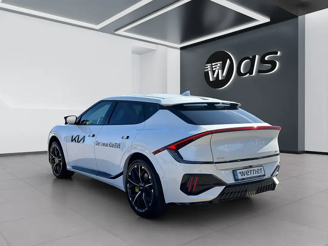 Kia EV6 - Thumbnail 8