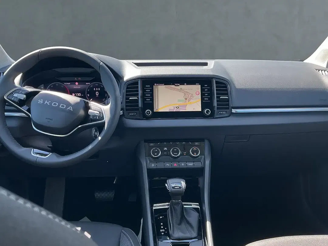 Skoda Karoq - Thumbnail 6