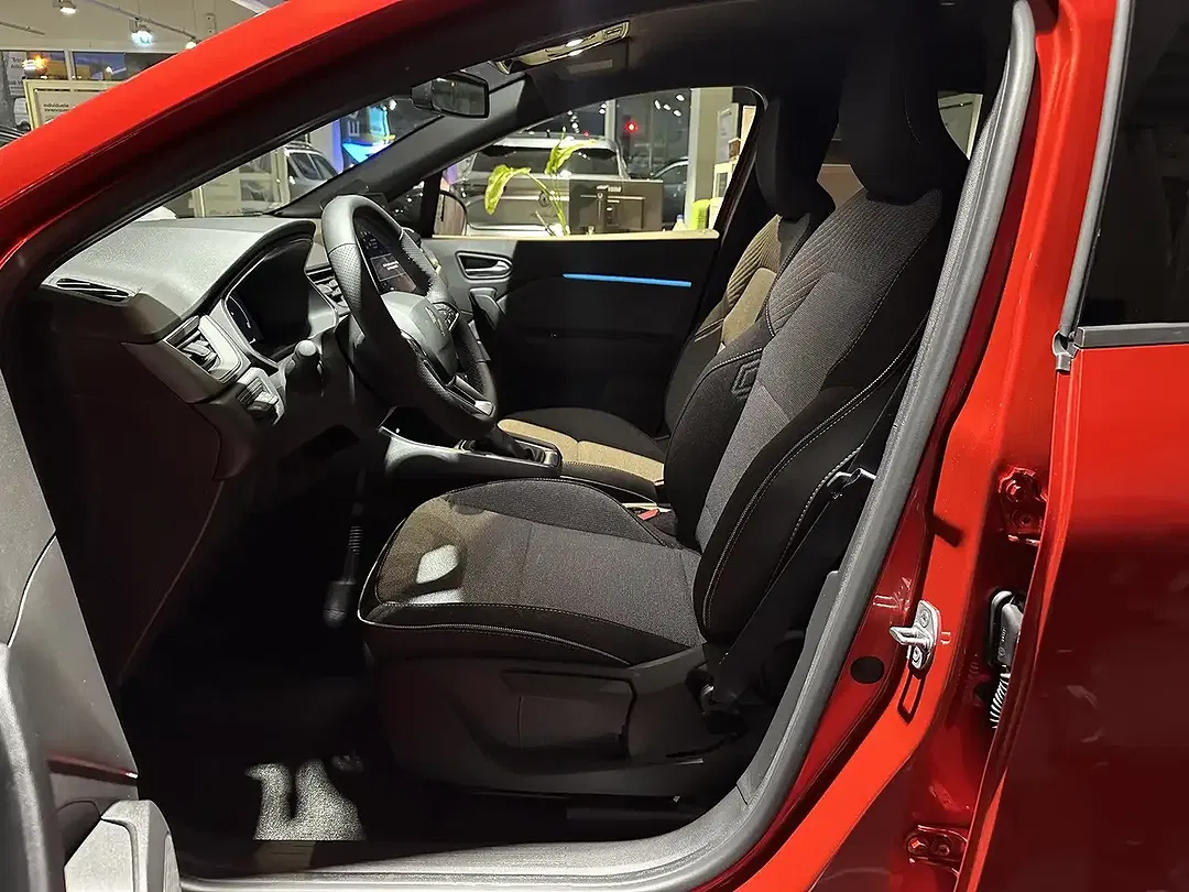 Renault Captur - Thumbnail 29