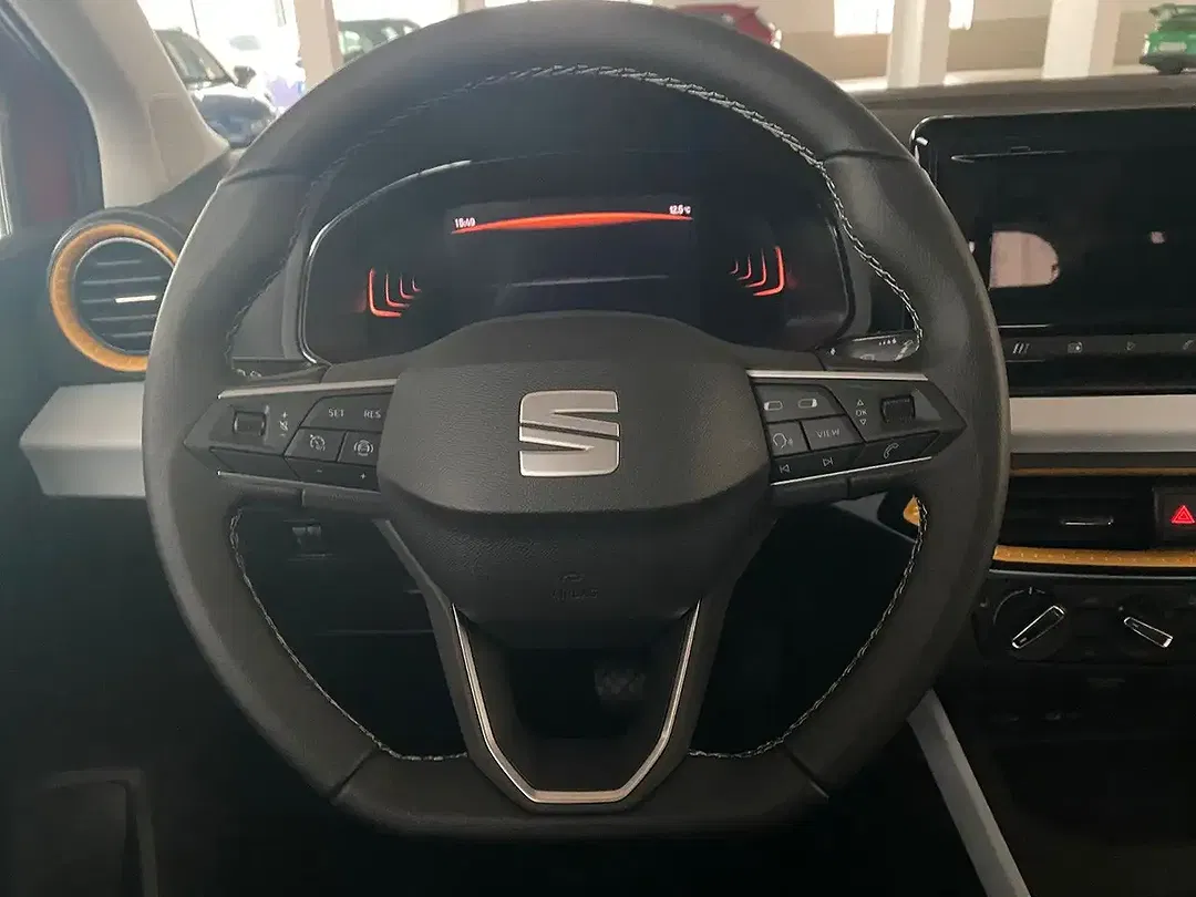 SEAT Arona - Thumbnail 10
