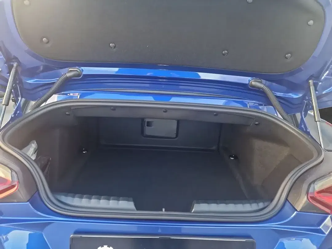 BMW Z4 - Thumbnail 9