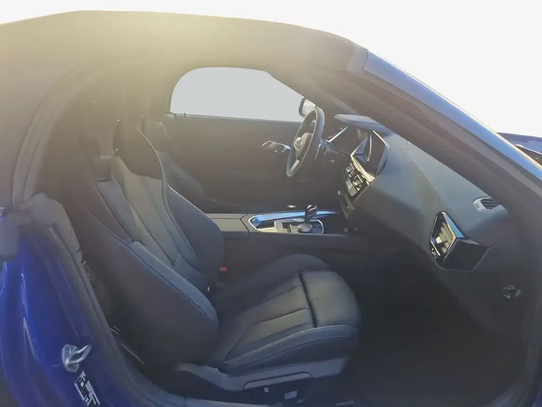 BMW Z4 - Thumbnail 13