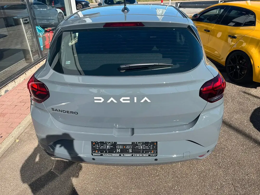 Dacia Sandero - Thumbnail 7